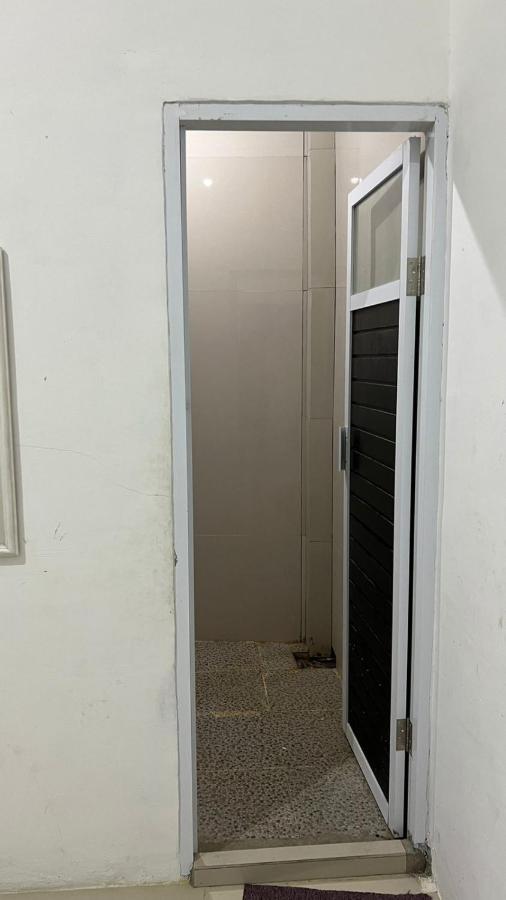 Rumah 25 Syariah Букиттинги Экстерьер фото