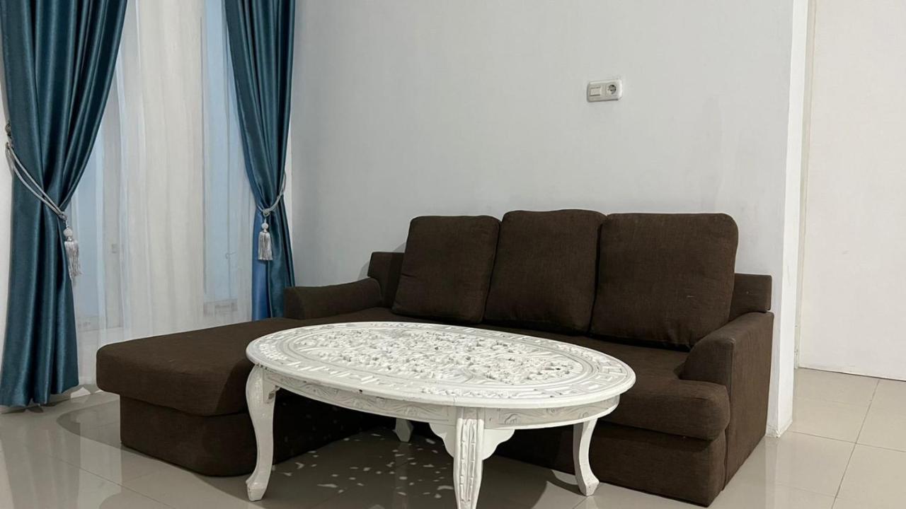 Rumah 25 Syariah Букиттинги Экстерьер фото